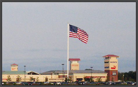 One of my all time favorite flags flies over the shopping mall across the street from where I work ... God Bless America ... One of my all time favorite flags flies over the shopping mall across the street from where I work ... God Bless America ...