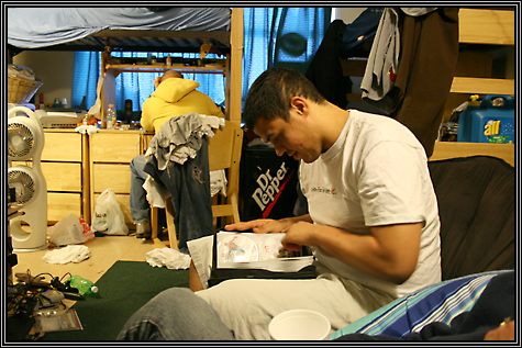 Jake and David ... doing a lot of nothing back at the dorms ... April 2007 ... taken with a Canon Digital Rebel xti ... Jake and David ... doing a lot of nothing back at the dorms ... April 2007 ... taken with a Canon Digital Rebel xti ...