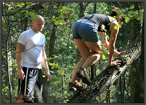 David and Afton ... Afton climbs a tree ... Giant City ... October 7, 2007 ...  
