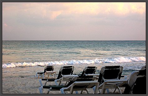 Mexico 2007 ... dusk on the beach at the Mayan Palace ... November 4, 2007 ... 