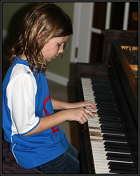 Emma at the piano ... Thanksgiving ... 2008 ...